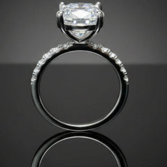 Noir Brilliance Ring — 8 Carat Moissanite 925 Sterling Silver